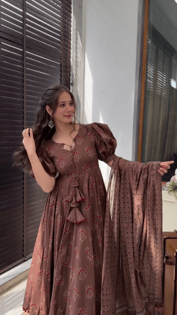 PARTY WEAR FLARED PRINTED GOWN WITH DUPATTA - Image 4