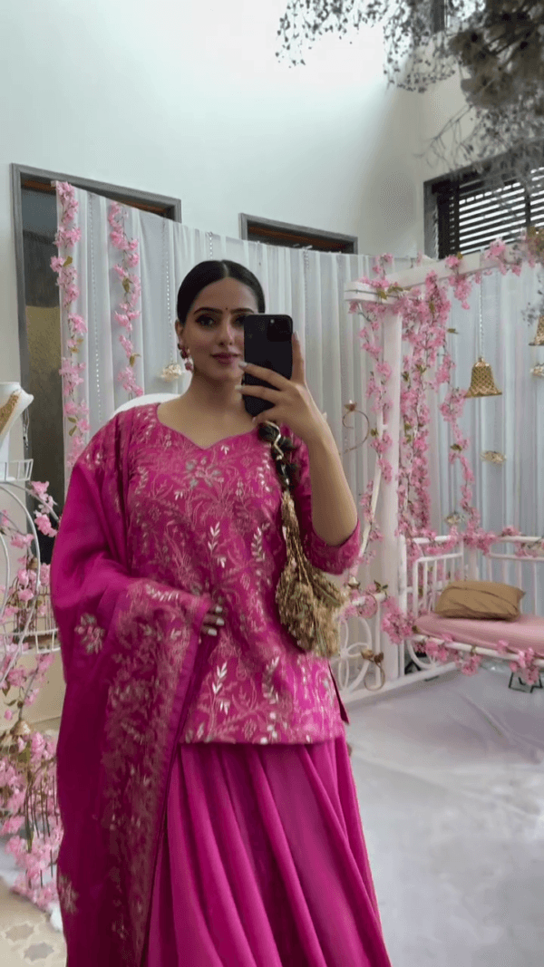 Sovereign pink lehenga choli set - Image 2