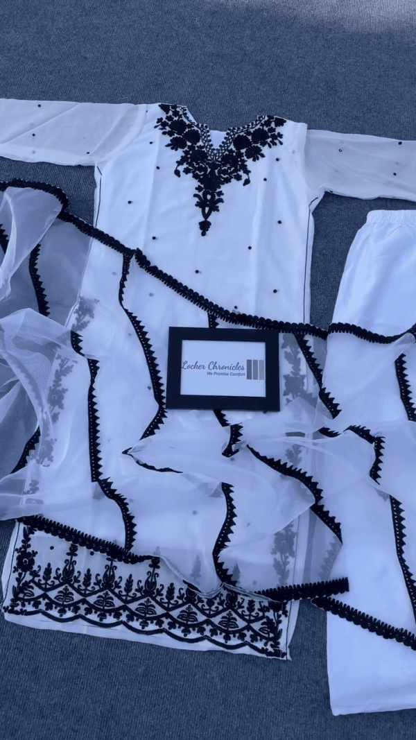 White colour cotton organza dupatta set