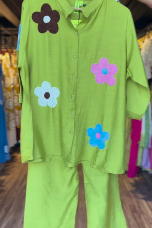 Vibrant Green Co-ord Set with Playful Floral Appliques - Chic Women's Casual Wear