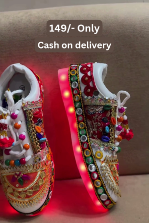 Unisex White Ethnic Mojari Footwear with Multicolor Bead Embroidery – Festive Pair with Red Light Showcase Styling