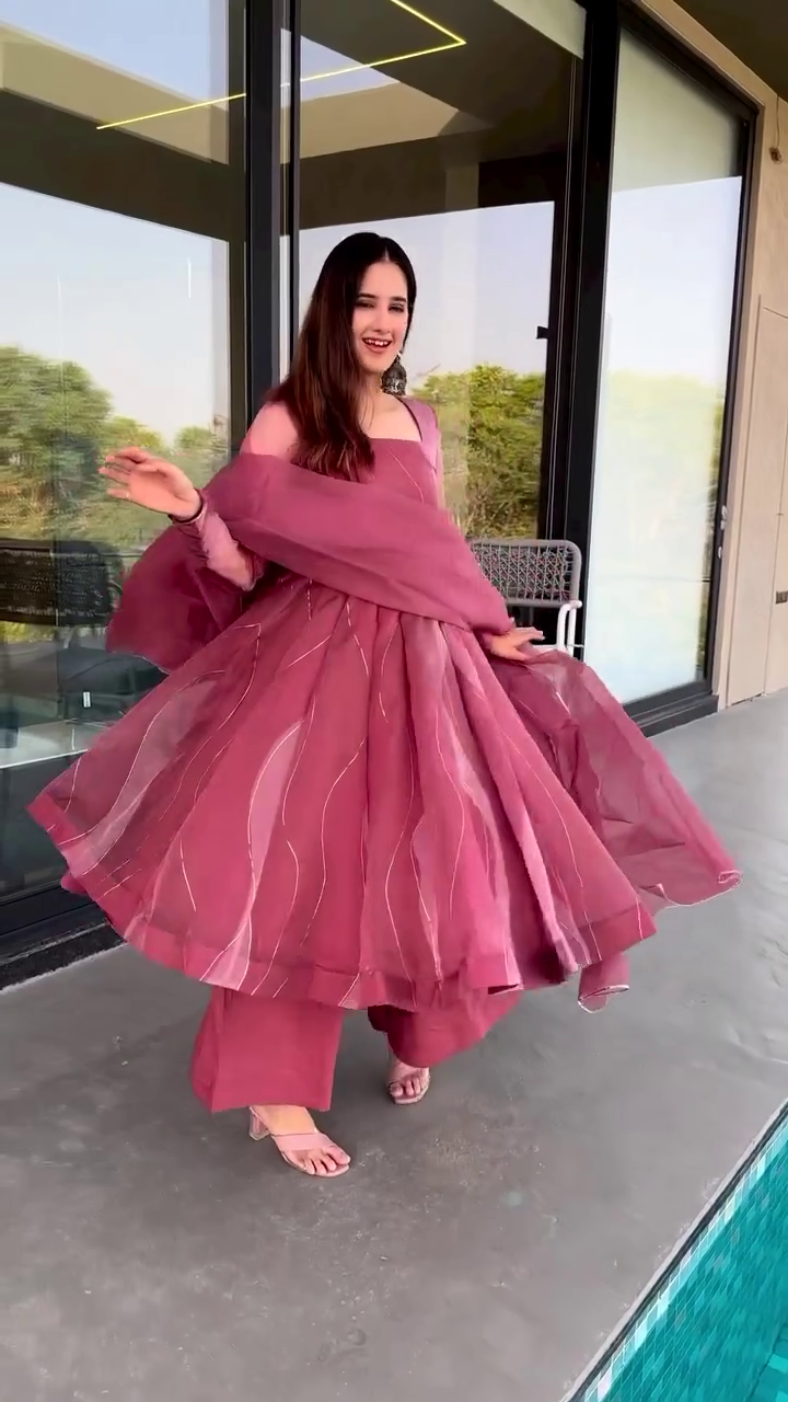 Dusty Rose Flared Kurta Set with Dupatta - Image 4