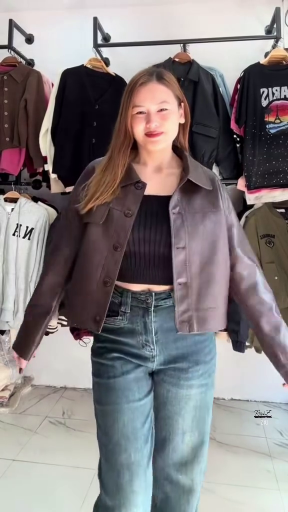 Black Faux Leather Cropped Jacket - Image 3