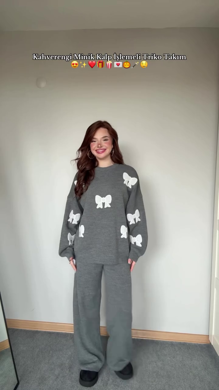 Cute Knit & Pajama Co-ord Sets 🩷 Available in Peach Print, Cream Bow & Grey Bow Variants - Image 2