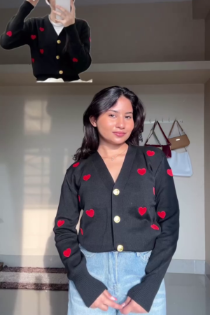 Bubblegum Pink Chunky Knit Zip Cardigan – Plush, Youthful, and All-Day Cozy ✨