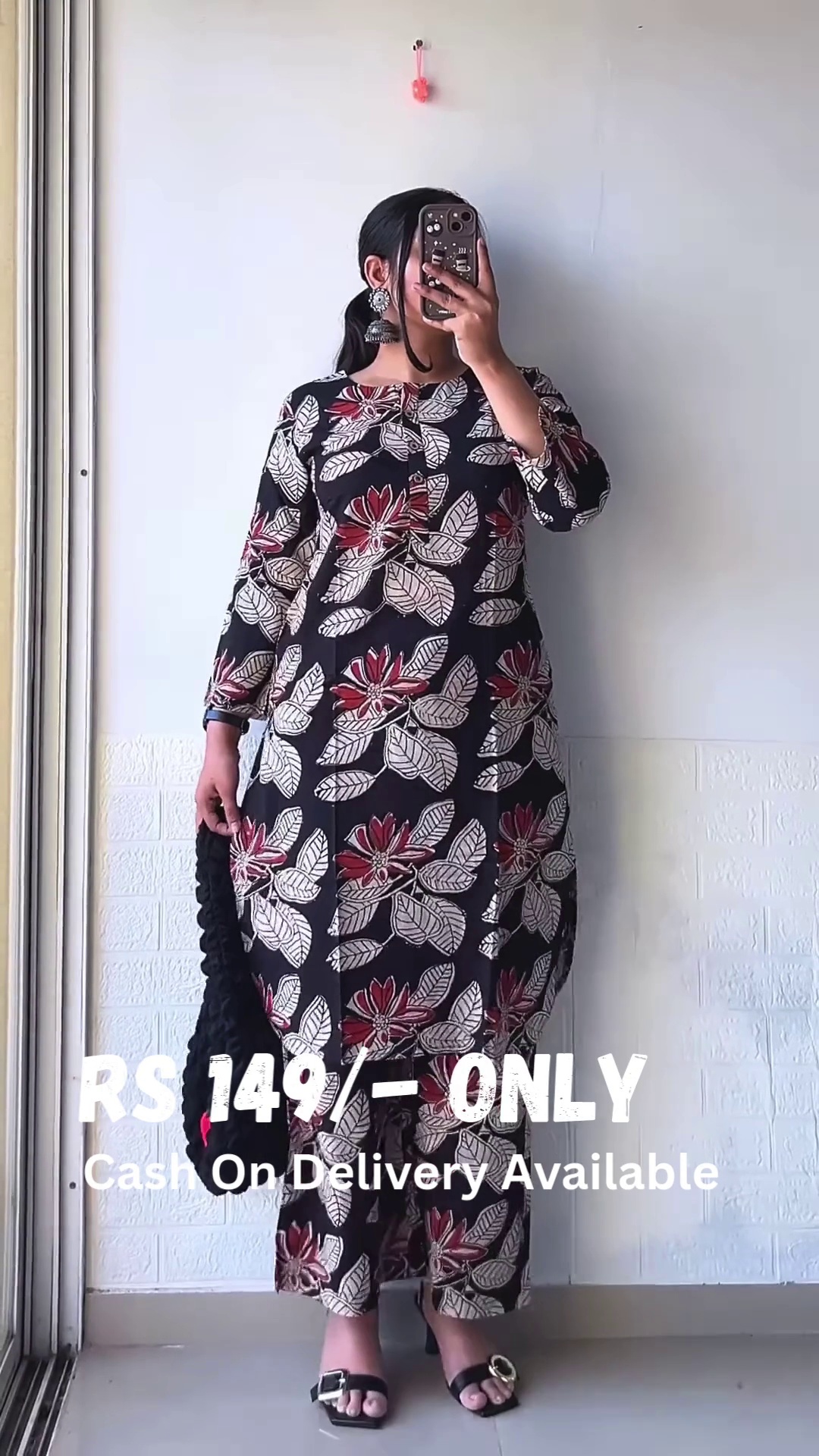 Elegant Black Floral Printed Kurta Set