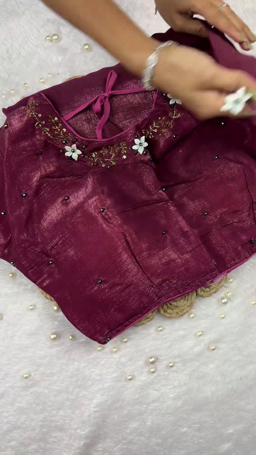 Mauve Silk Saree Set with 3D Floral Accents - Image 5