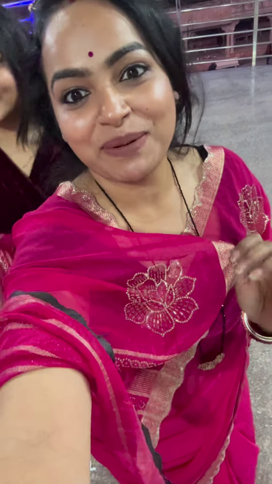 Magenta Bloom: Embroidered Organza Saree - Image 2