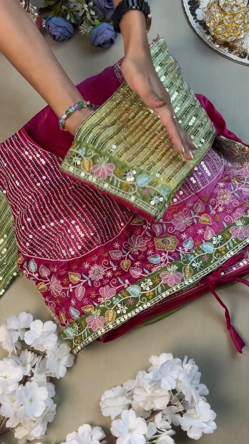 Magenta & Sage Green Floral Embroidered Saree Set โ Available in Magenta & Sage Green - Image 2