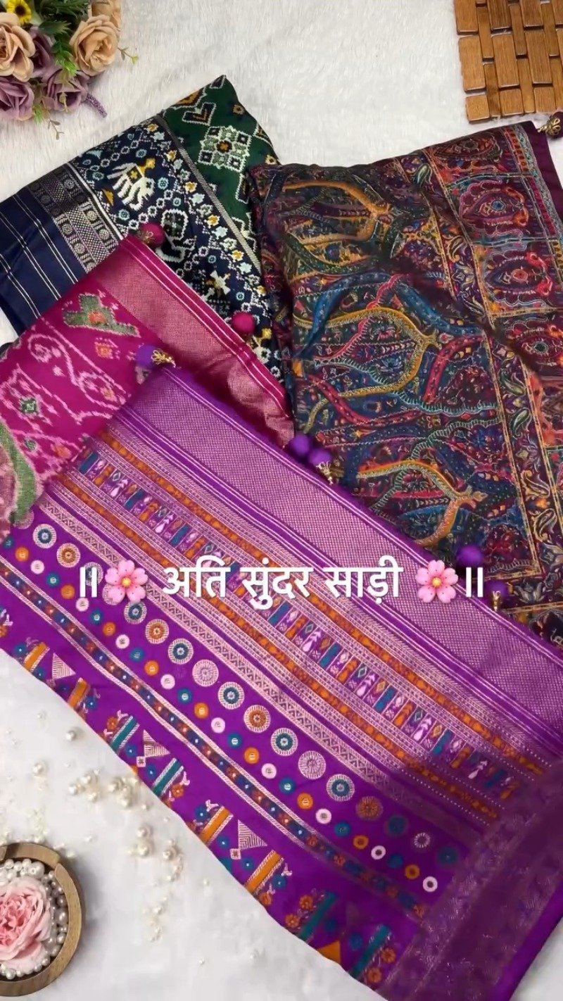 Regal Patola-Style Woven Silk Saree with Traditional Tassels β Available in Mint Green, Deep Grey, Soft Pink & Forest Green