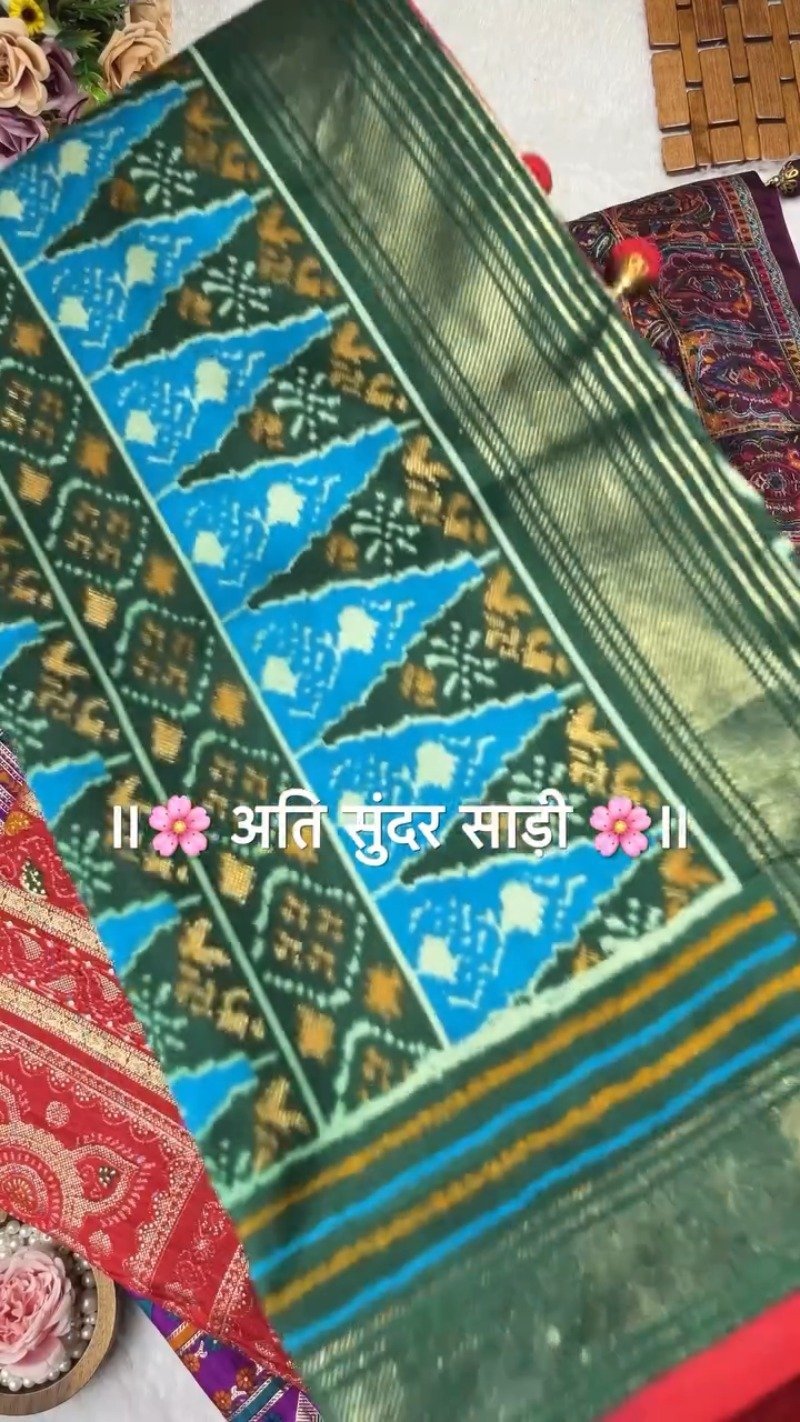 Regal Patola-Style Woven Silk Saree with Traditional Tassels β Available in Mint Green, Deep Grey, Soft Pink & Forest Green - Image 4