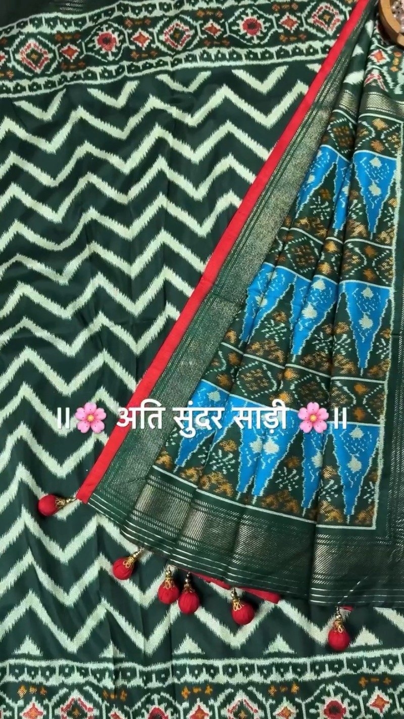 Regal Patola-Style Woven Silk Saree with Traditional Tassels β Available in Mint Green, Deep Grey, Soft Pink & Forest Green - Image 5