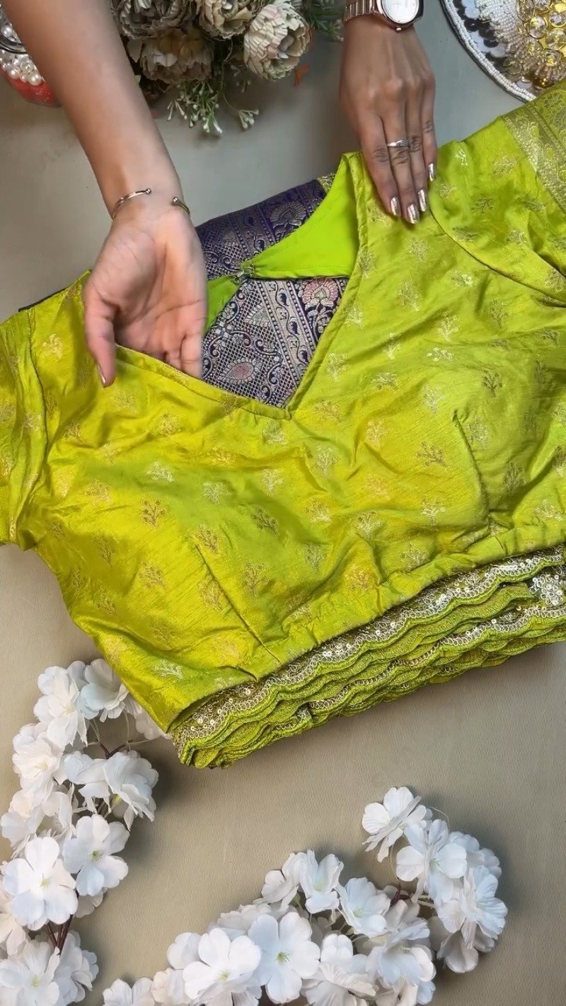 Royal Purple & Lime Green Zari Woven Silk Saree with Scalloped Sequin Border โ Available in Purple & Lime Green - Image 3