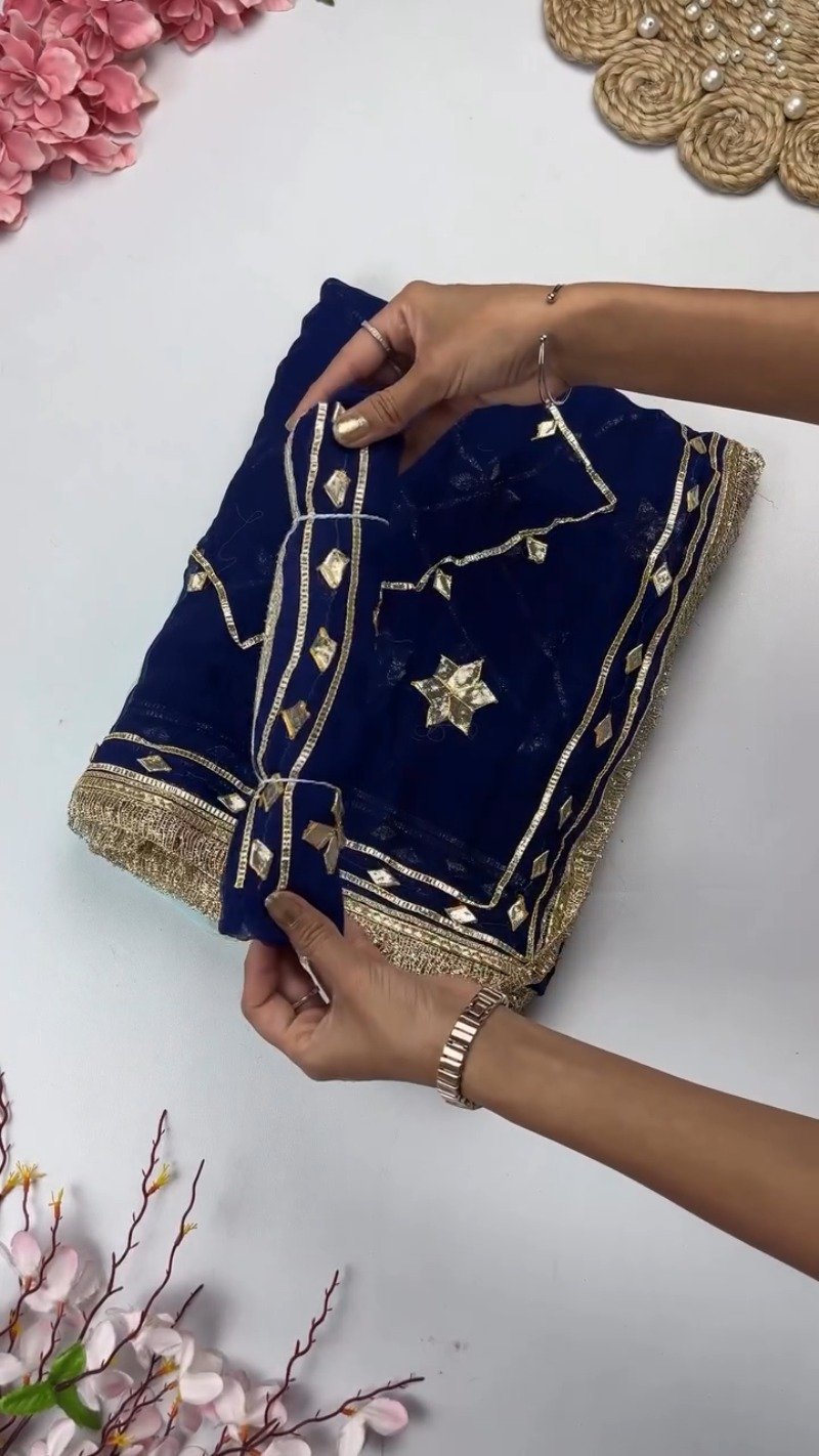 Star-Studded Gota Patti Border Saree β Available in Green, Fuchsia, Navy Blue & Orange - Image 6