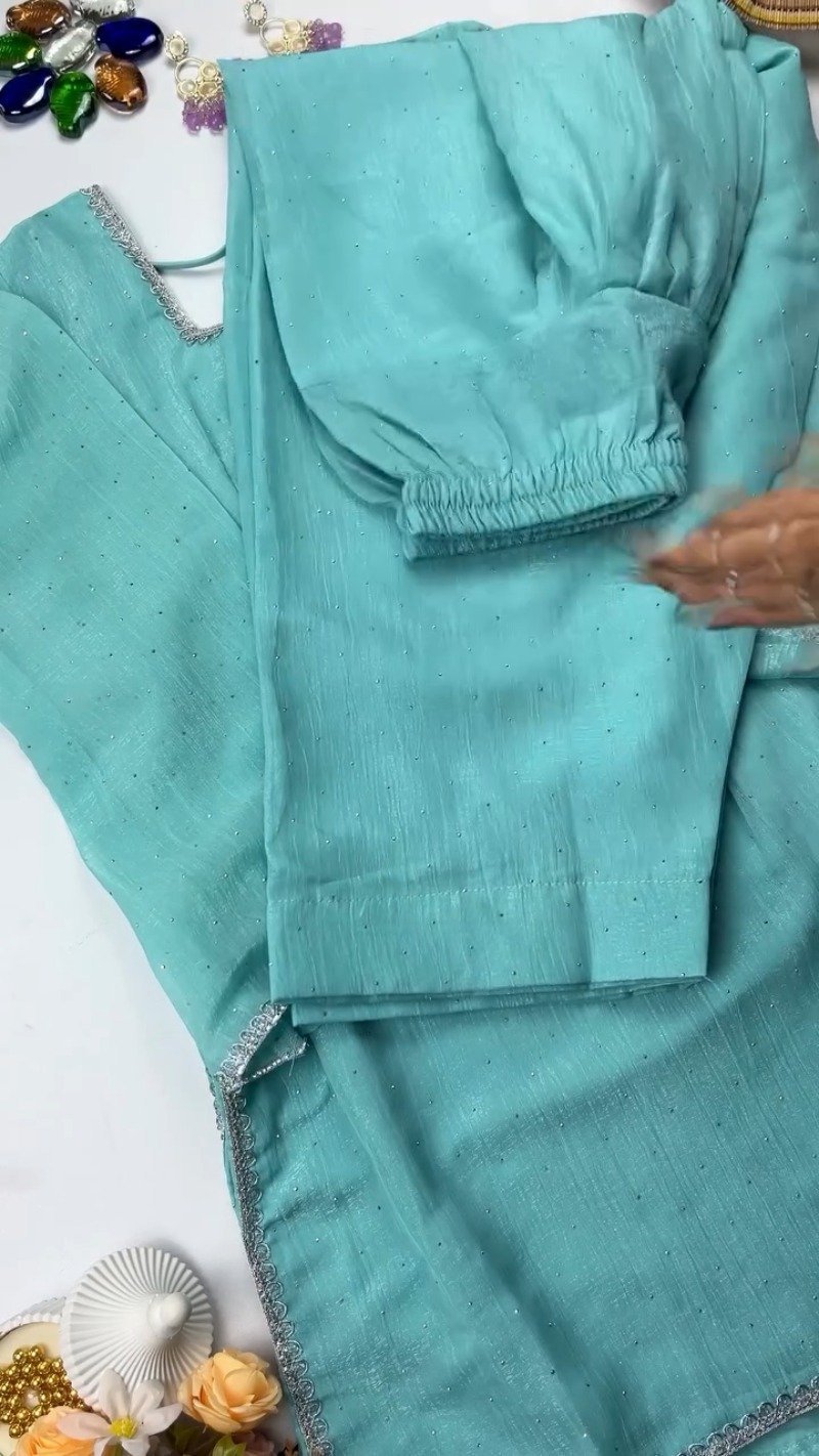 Minimalist Embellished Kurta Set โ Available in Serene Aqua & Pastel Lilac - Image 3
