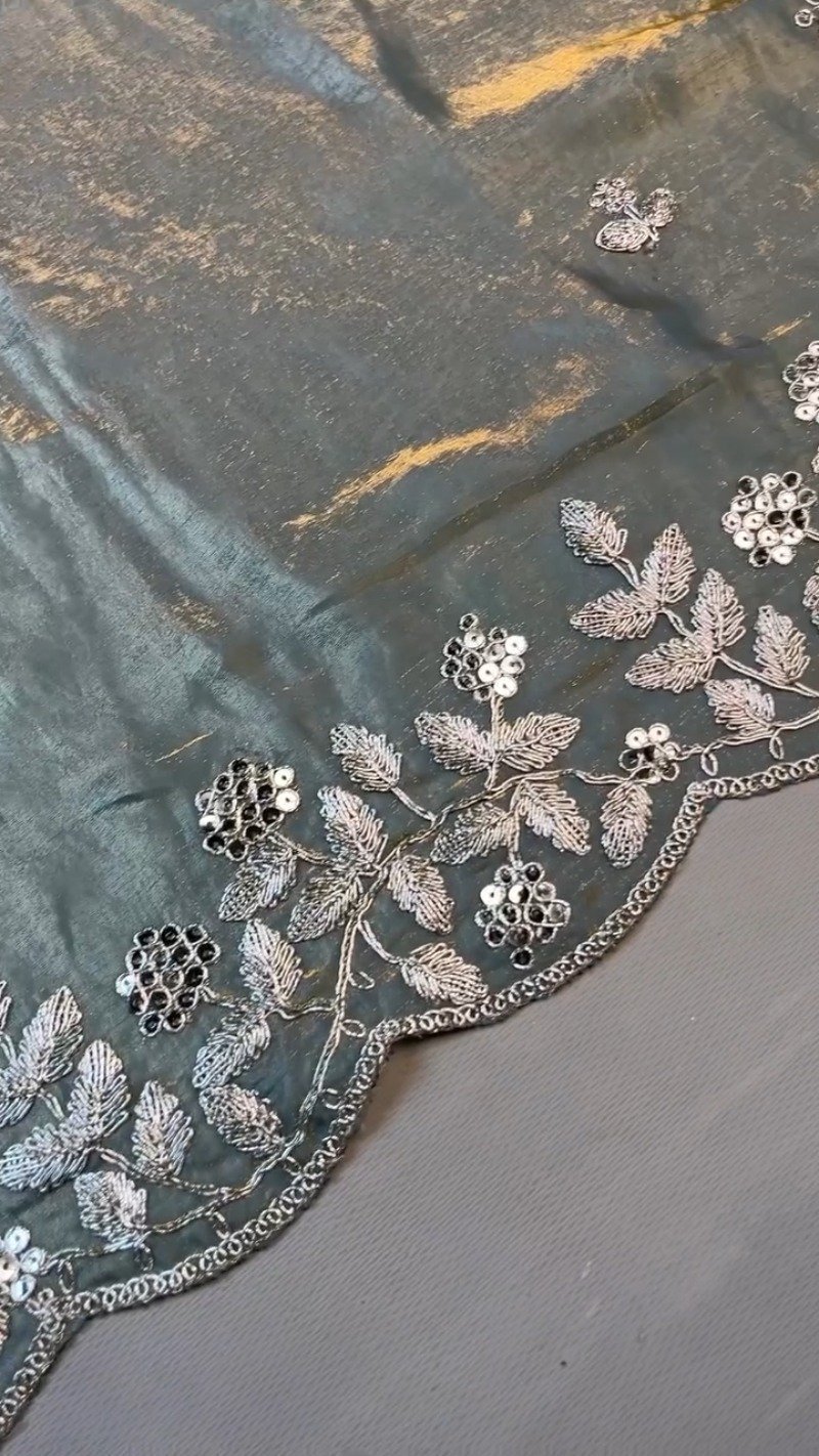 Enchanting Dusty Blue Shimmer Organza Saree Set with Silver Zari Embroidery - Image 6