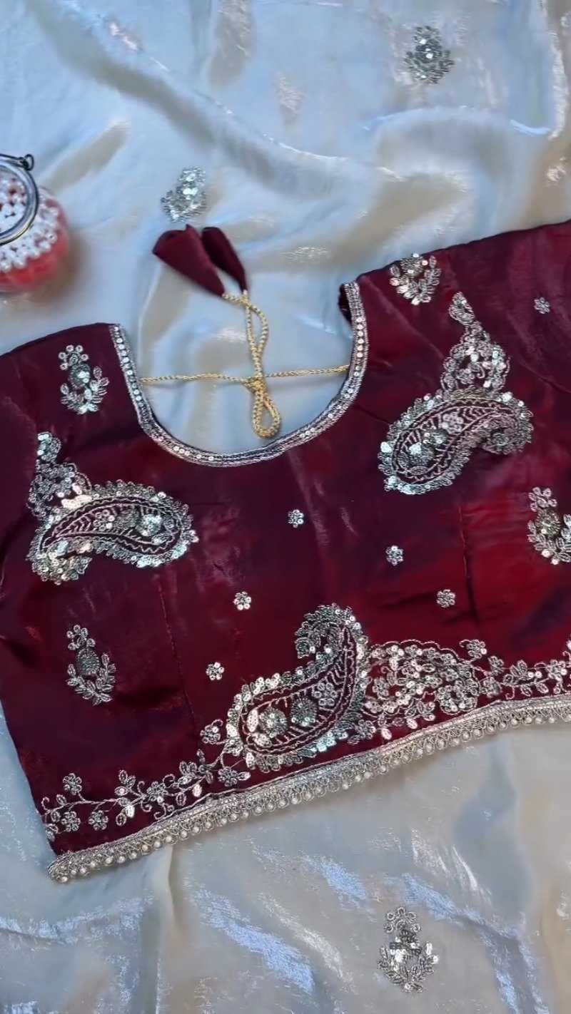 Opulent Paisley Embellished Saree Set β Available in Wine & Champagne - Image 6