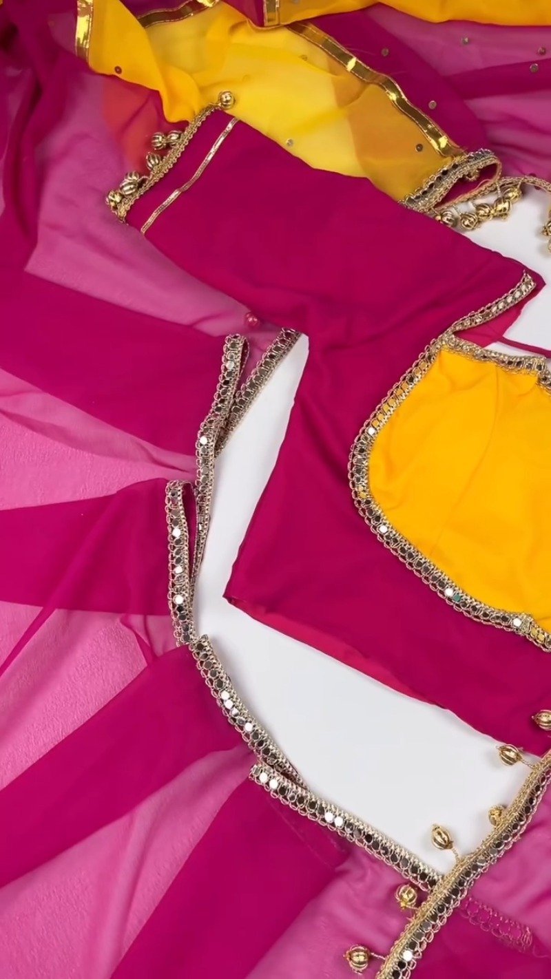 Dual-Tone Mirrorwork Designer Saree & Blouse Set โ Available in Red & Yellow & Fuchsia & Yellow