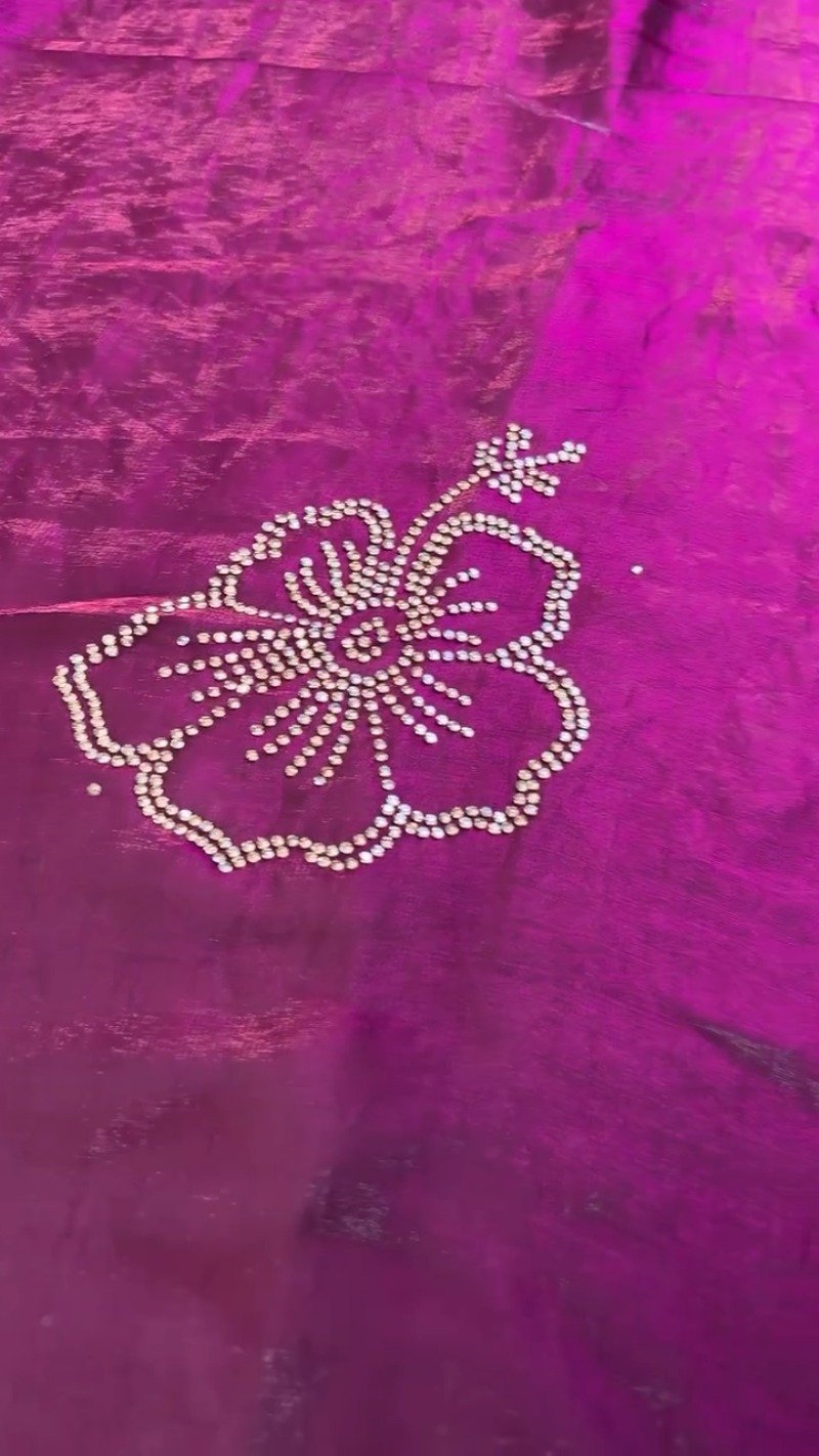 Royal Amethyst Scalloped Crystal Embellished Saree Set - Image 4